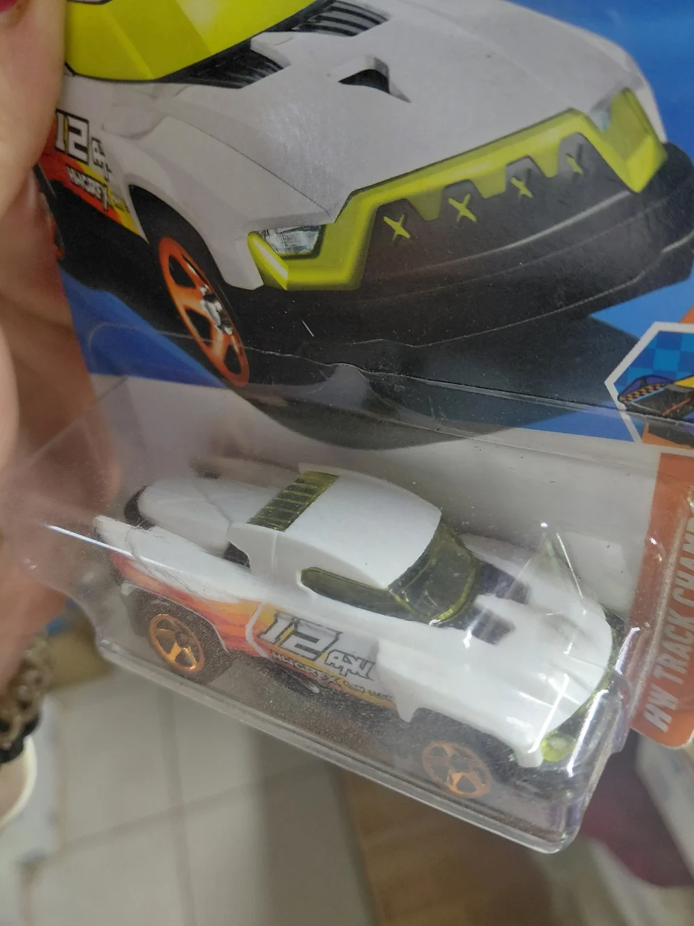 Hot Wheels bright white